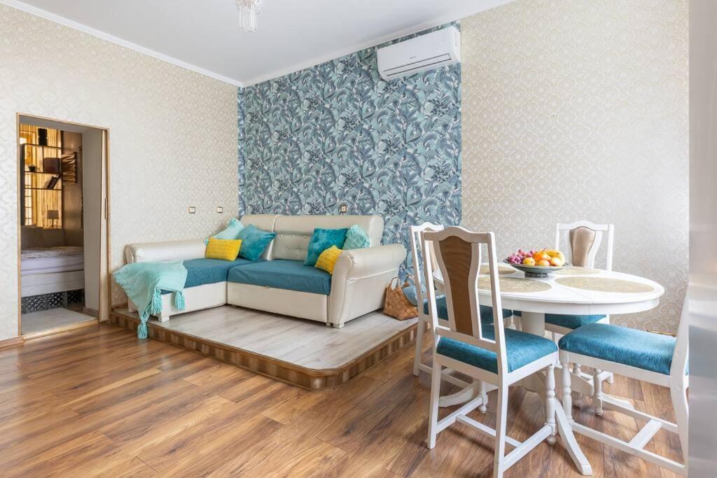 Stylish Central Budapest Apartment מראה חיצוני תמונה